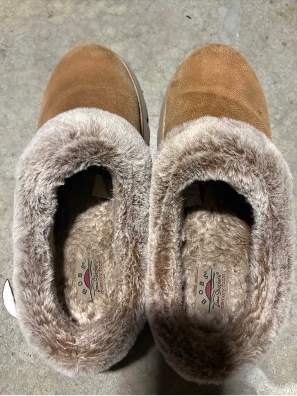 Bobs Cozy Faux-Fur Lined Women’s Slip-On Slippers in Chestnut